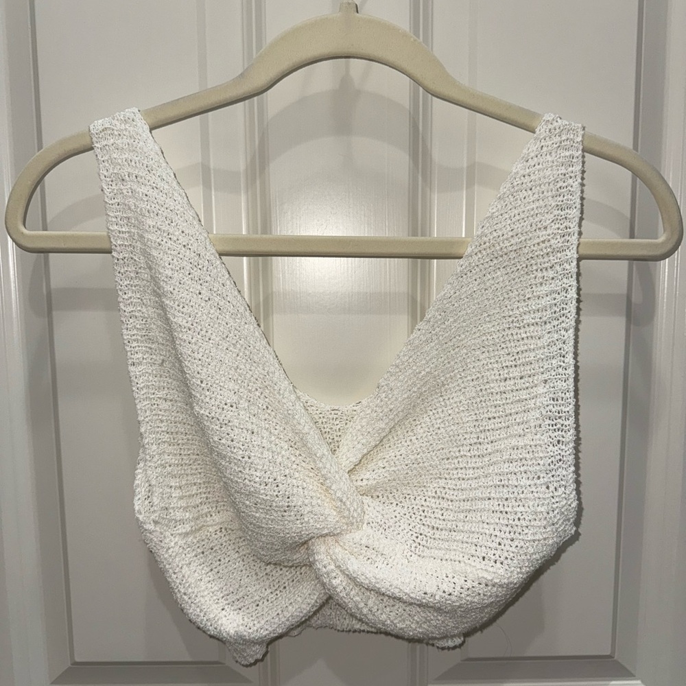 Elegant White Knit Women’s‎ Top